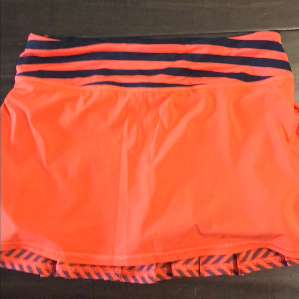 Lululemon pace setter size 4 regular